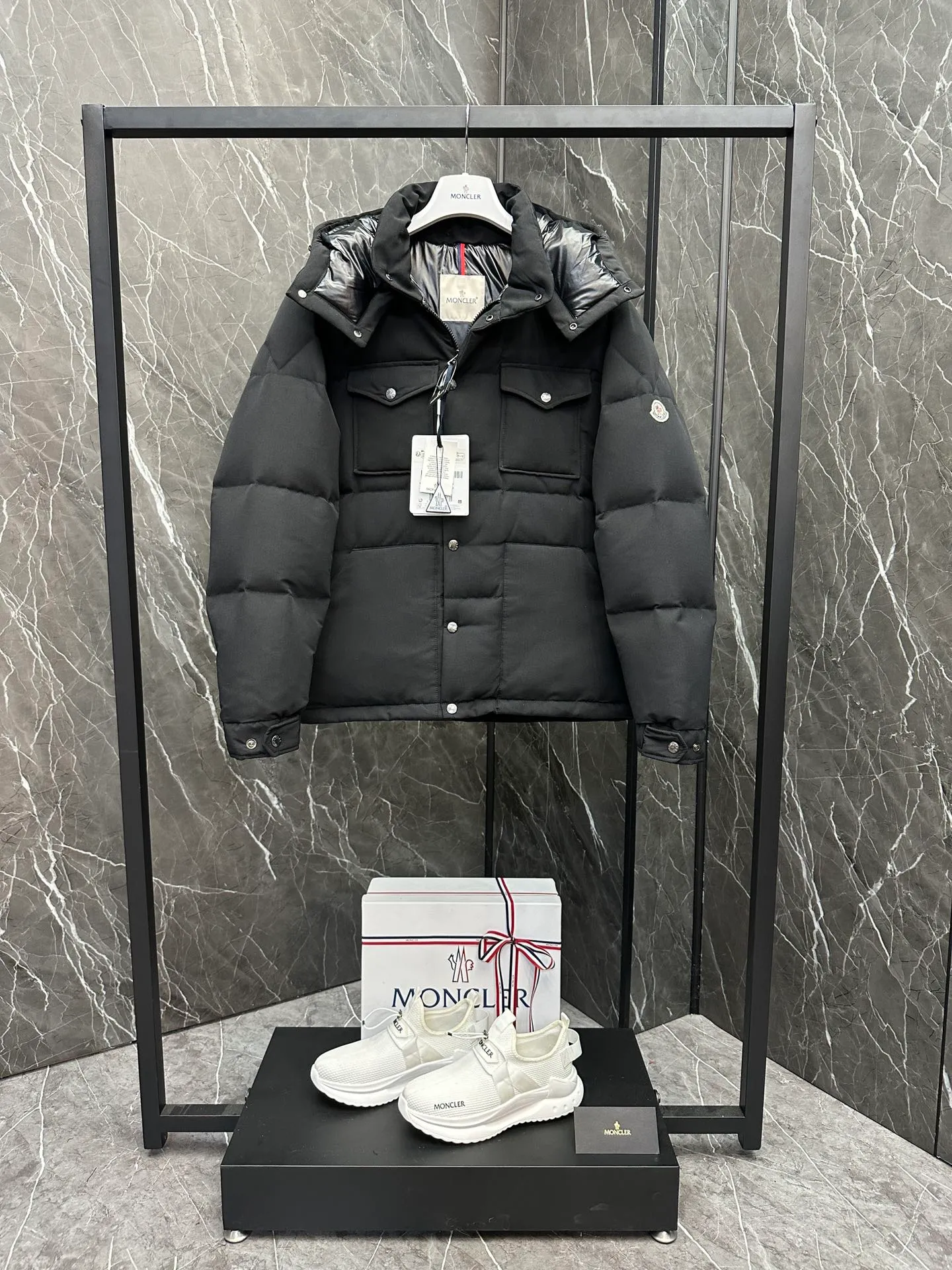 ⬆️Moncler Fornas . . . , . NFC . . 🎁. . Fornas ， ， 。 Fornas ， 。 ， ， 。 ， ， ， 。 • • • • • • • • • Size : 1-5 Black D 7872087620